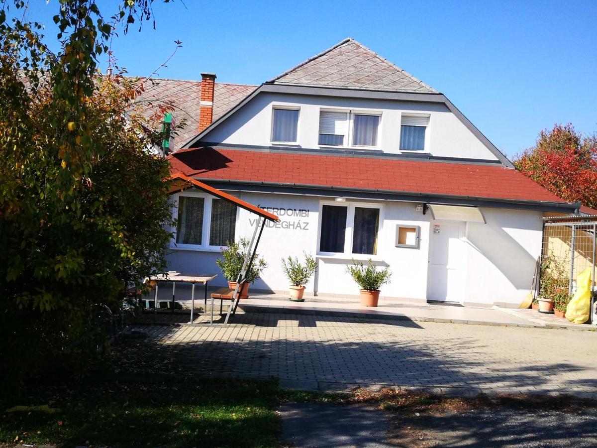 Paterdombi Vendeghaz Hotel Zalaegerszeg Bagian luar foto