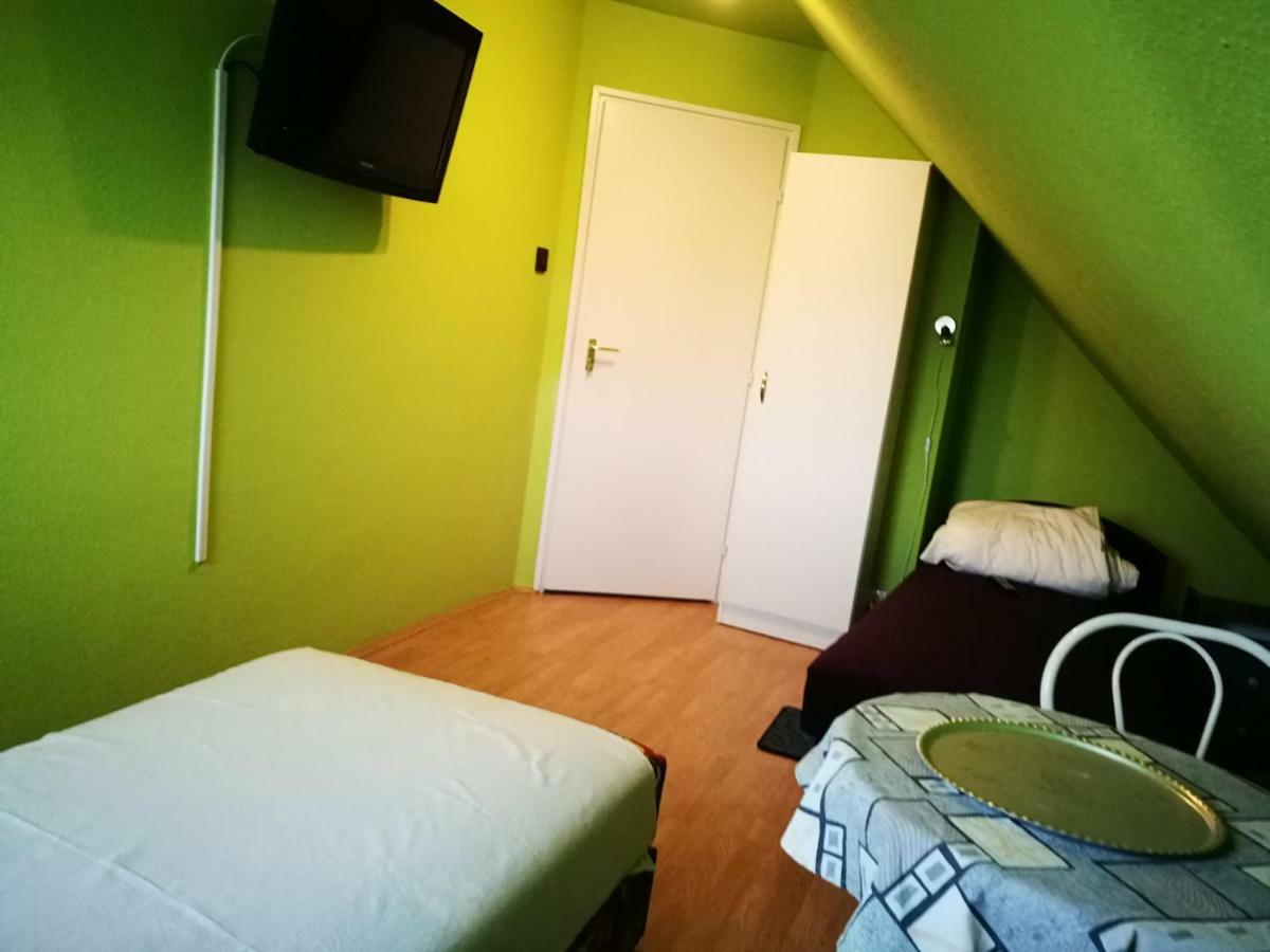 Paterdombi Vendeghaz Hotel Zalaegerszeg Bagian luar foto