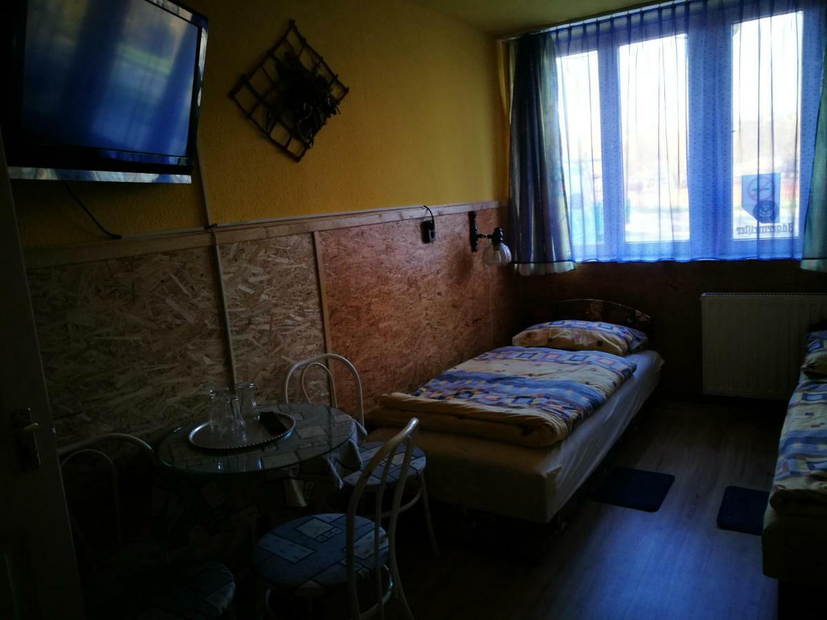 Paterdombi Vendeghaz Hotel Zalaegerszeg Bagian luar foto